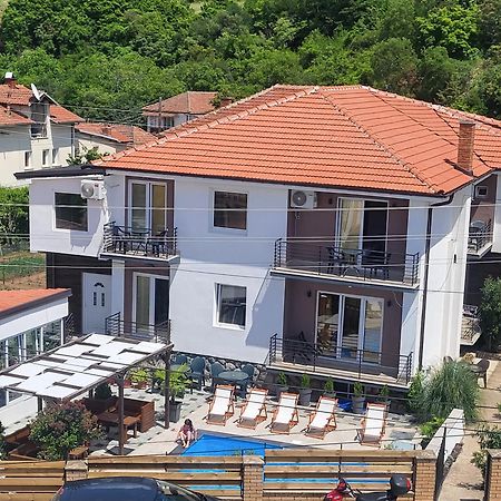 Villa Pegasus Pestani Ohrid Exterior photo